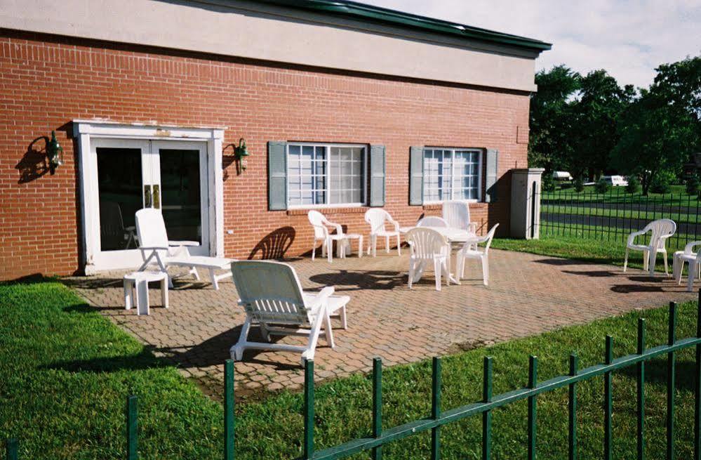 Holiday Inn Express - Canton By Ihg Exterior photo