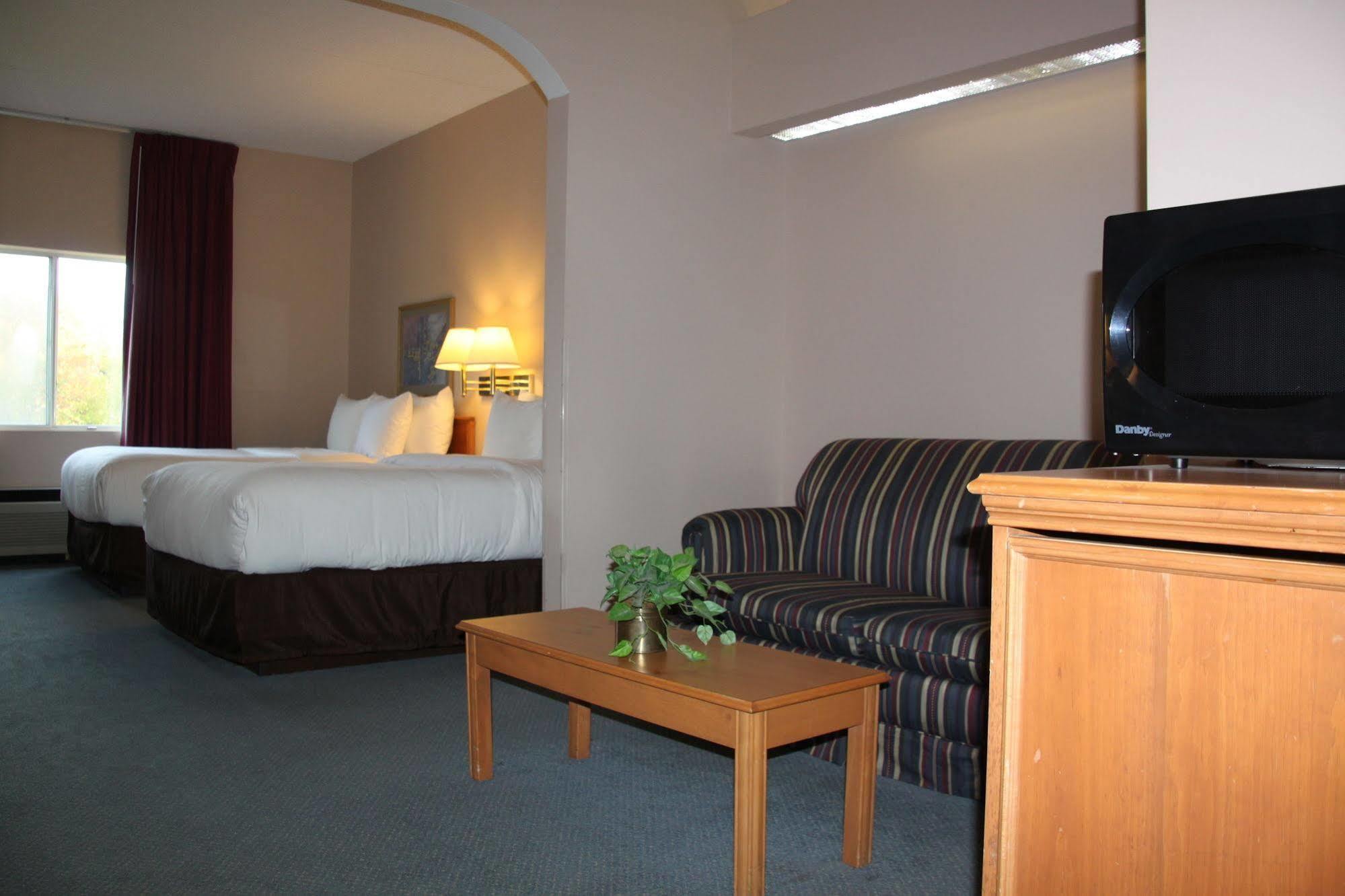 Holiday Inn Express - Canton By Ihg Exterior photo
